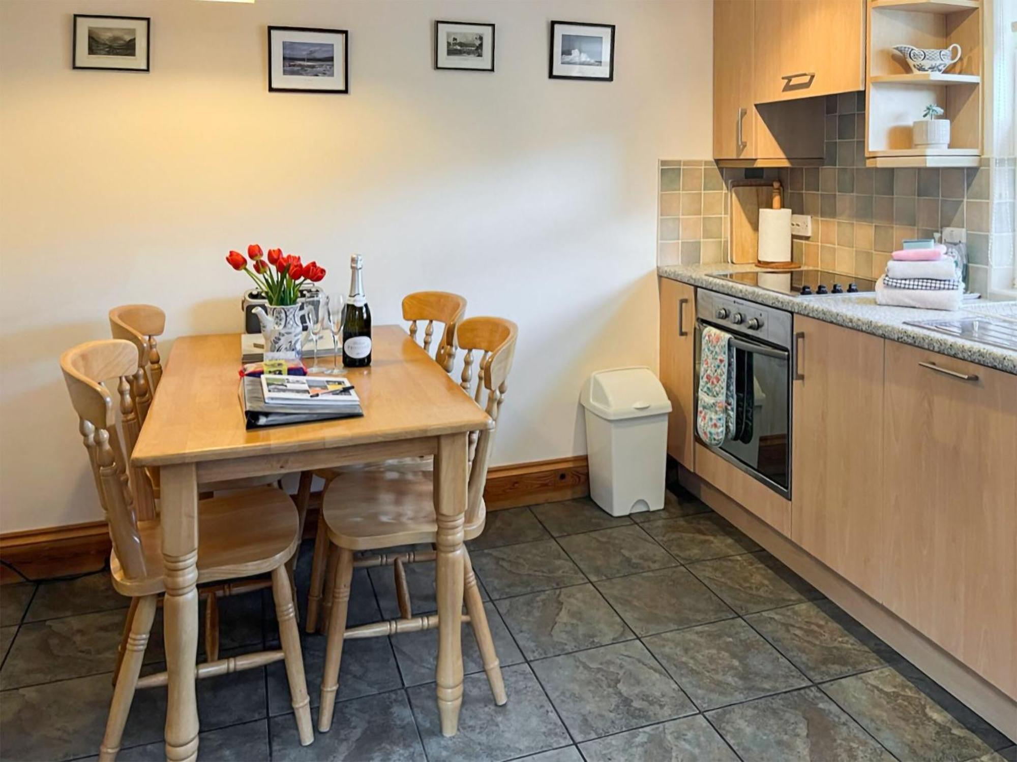 Elens Place Tywyn Exterior foto