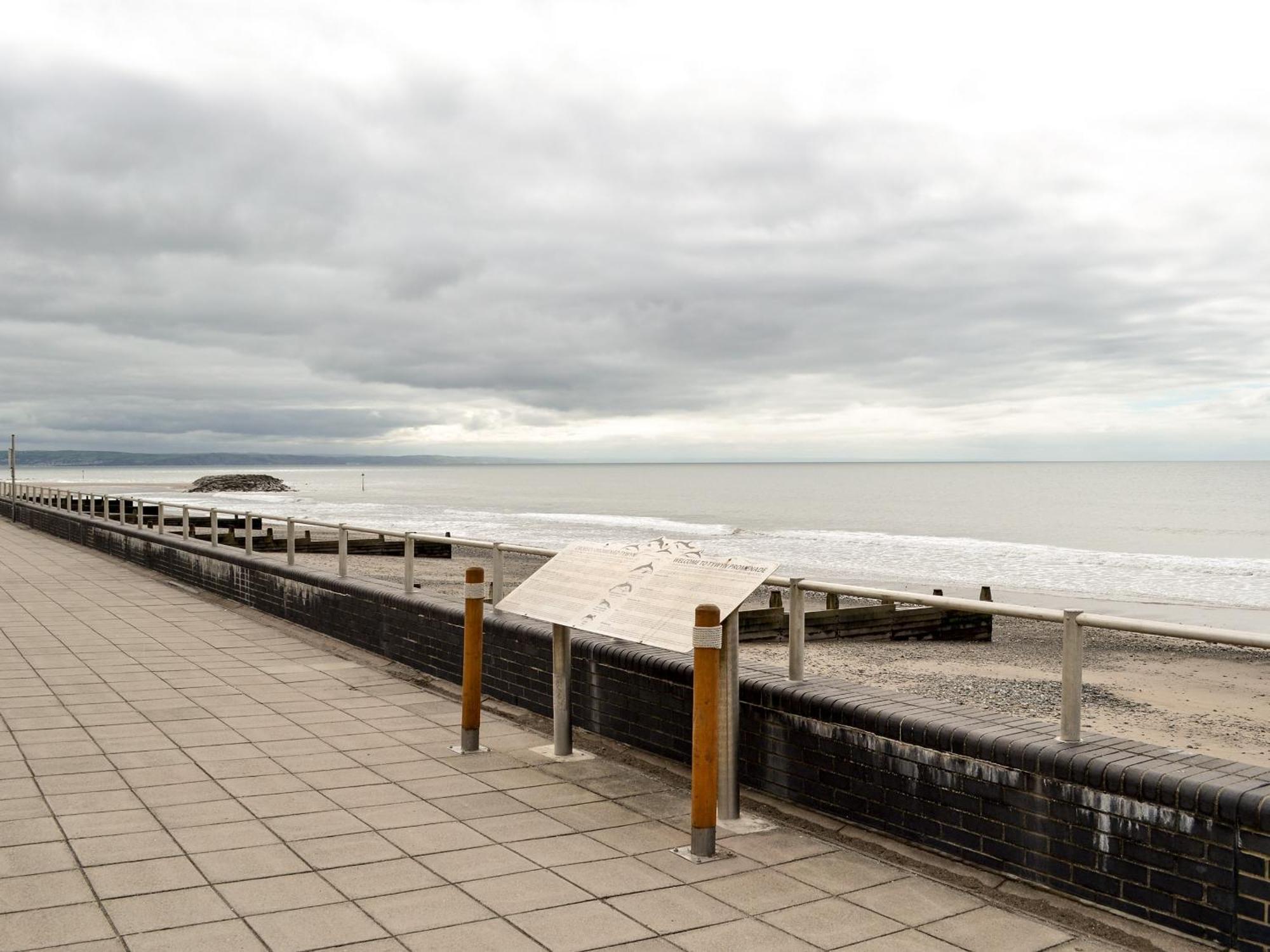 Elens Place Tywyn Exterior foto